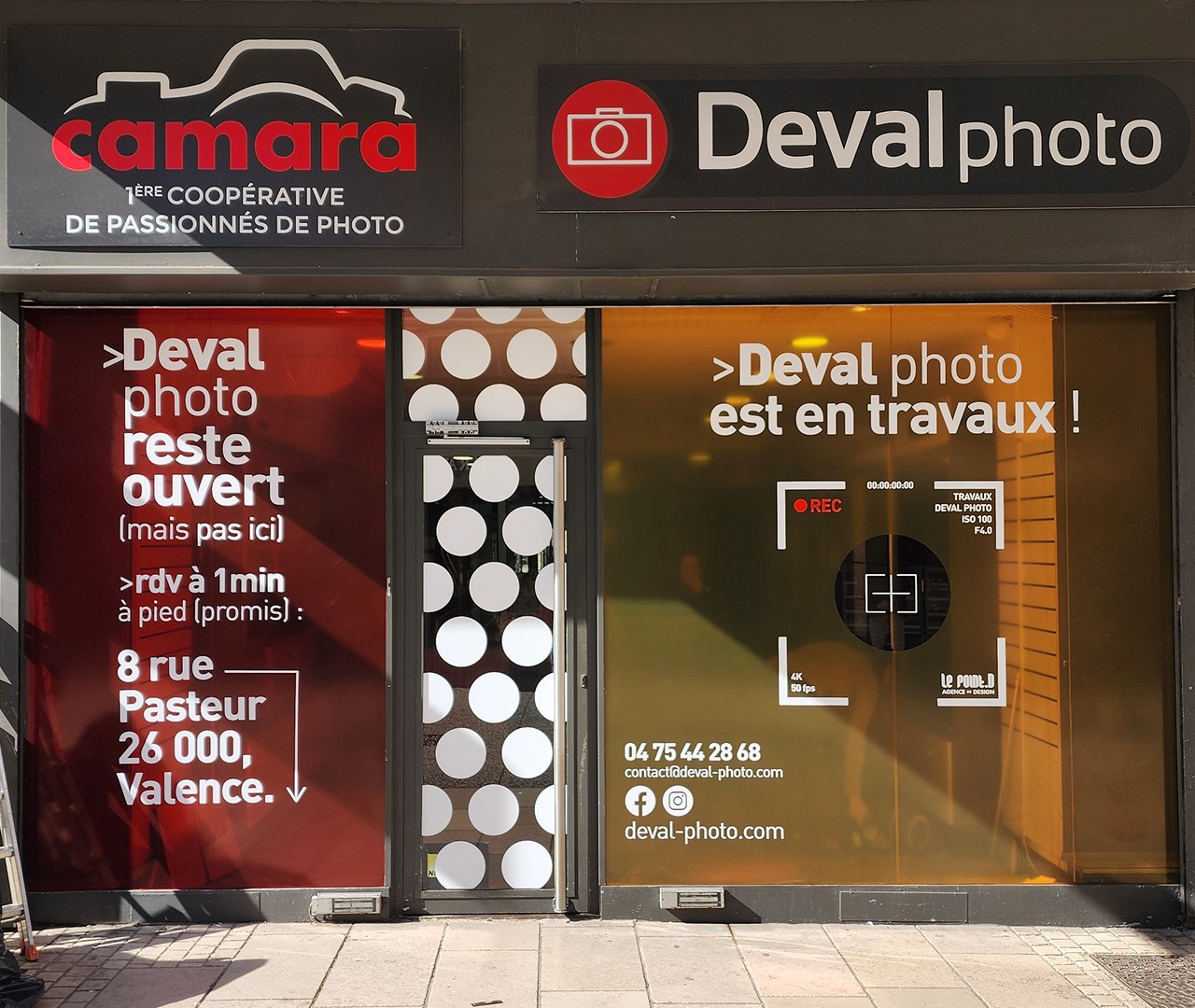 Vitrophanie éphémère by Le point D sur la vitrine Deval Photo