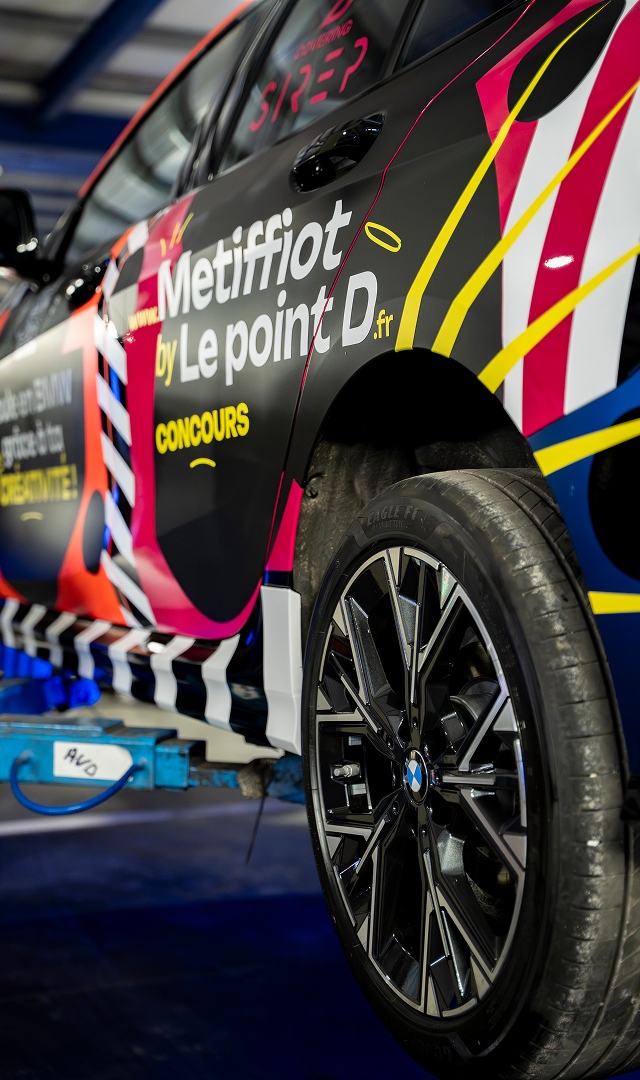 Application du design de covering by Le point D sur une BMW